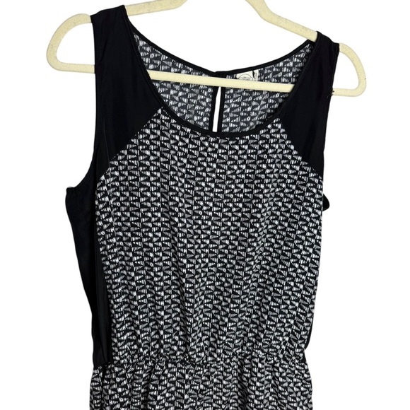 Paper Crane Black White Geometric Print Minimalist Sleeveless Romper Size Large - Picture 5 of 10